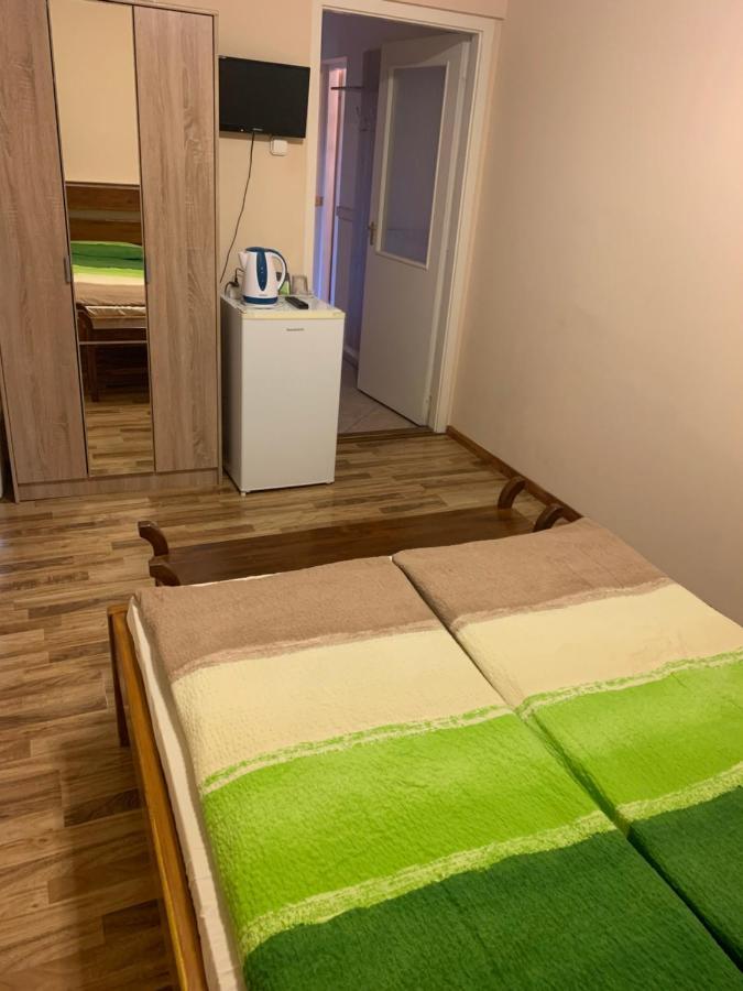 Fenyves Family Rooms And Bungalows Hajdúszoboszló Eksteriør billede